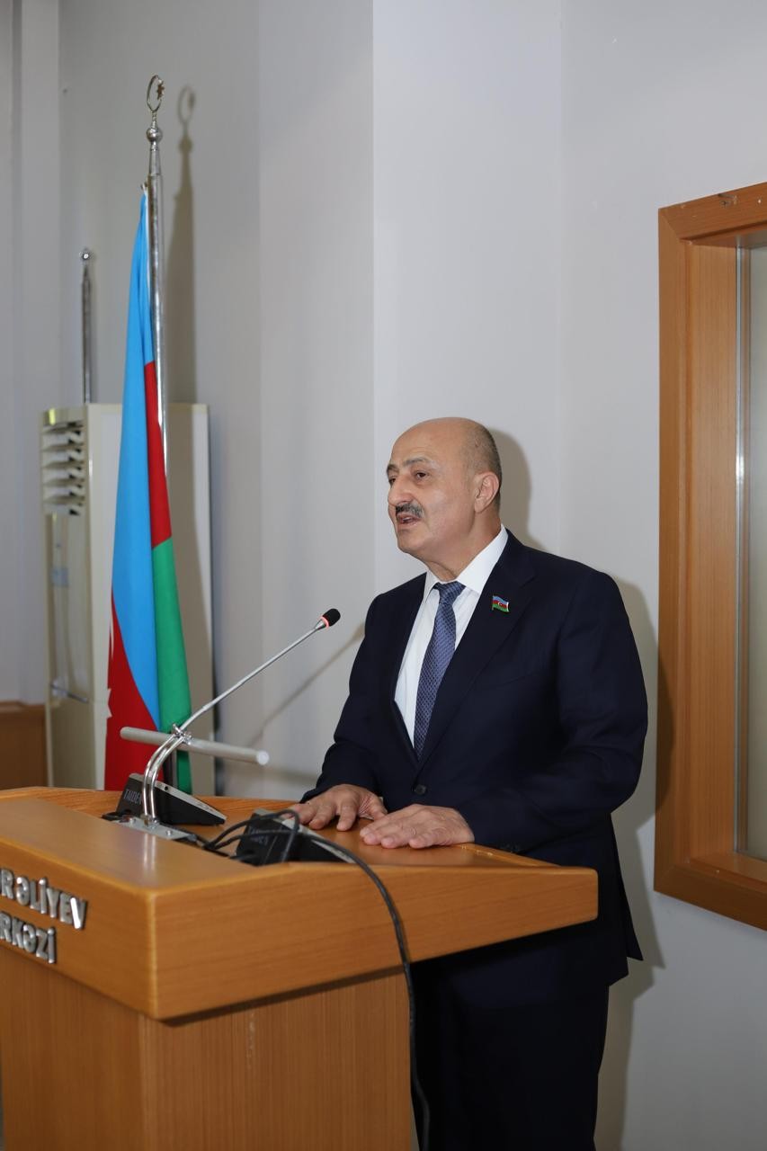 Asif Əsgərov gənclərlə görüş keçirdi - FOTOLAR